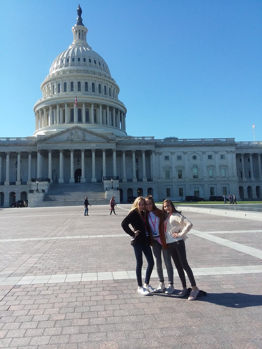 LearwoodDCTrip's tweet photo. Bus #6 adventures! #bus6rocks https://t.co/HVLtjBK9Y1
