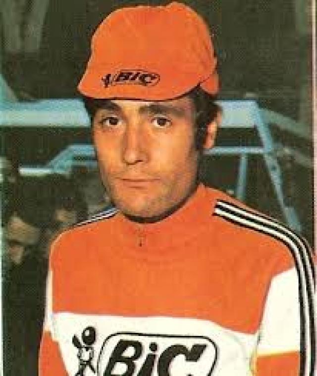 "Lo que impone es mi mirada". "Ocaña".