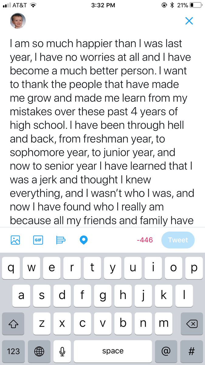 sean_moberly's tweet photo. And if you remember having drama with me or anyone else you have had drama with in high school. Thank them. ❤️ https://t.co/HX98LiFJxp