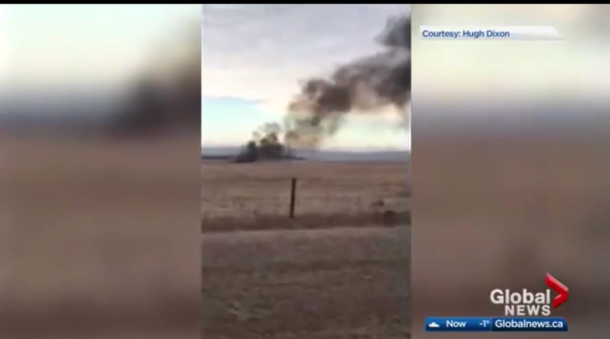 mikeblarowski's tweet photo. Very sad news. Two men died after their Piper airplane crashed shortly after takeoff from Springbank Airport near #YYC https://t.co/GZdk5ccB1A