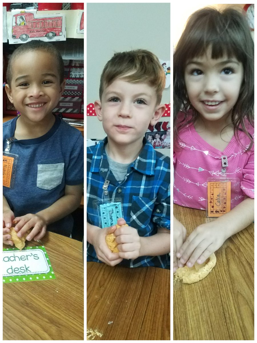 ShaughnessyECSE's tweet photo. We had so much fun making our 3 ingredient pumpkin pie play dough today! I wish I could tweet a smell. #DWEeagles https://t.co/asHpI9GpRE