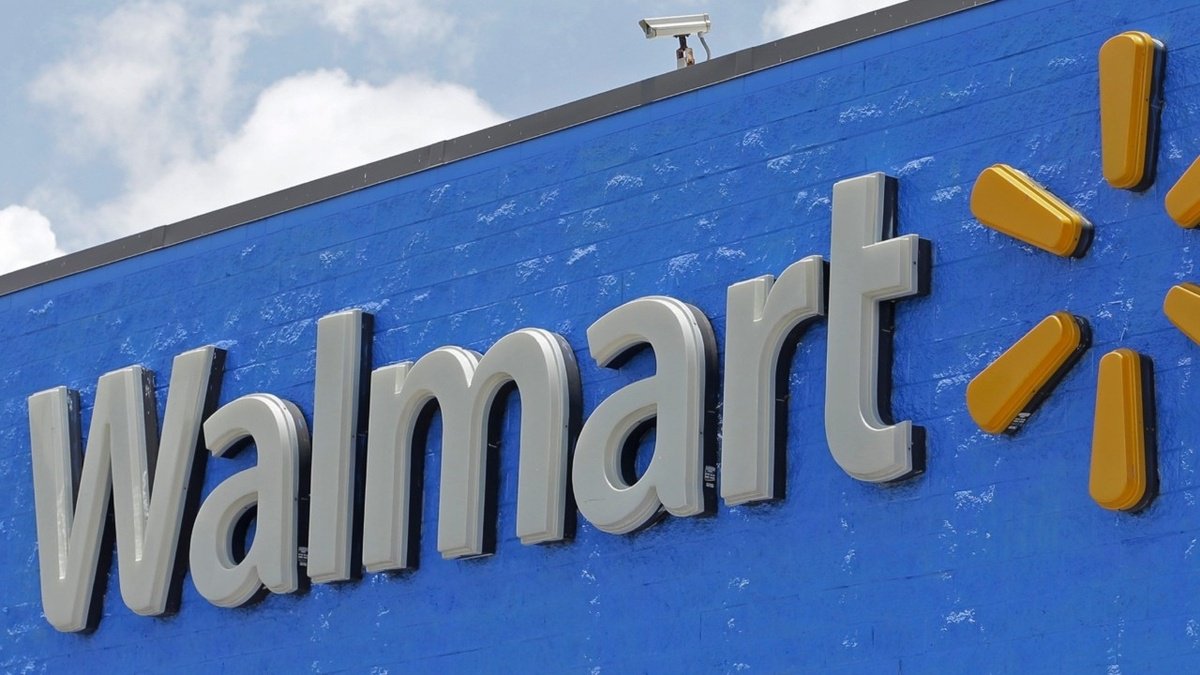 Walmart will have robots in about 50 Stores by February dlvr.it/PxljBz