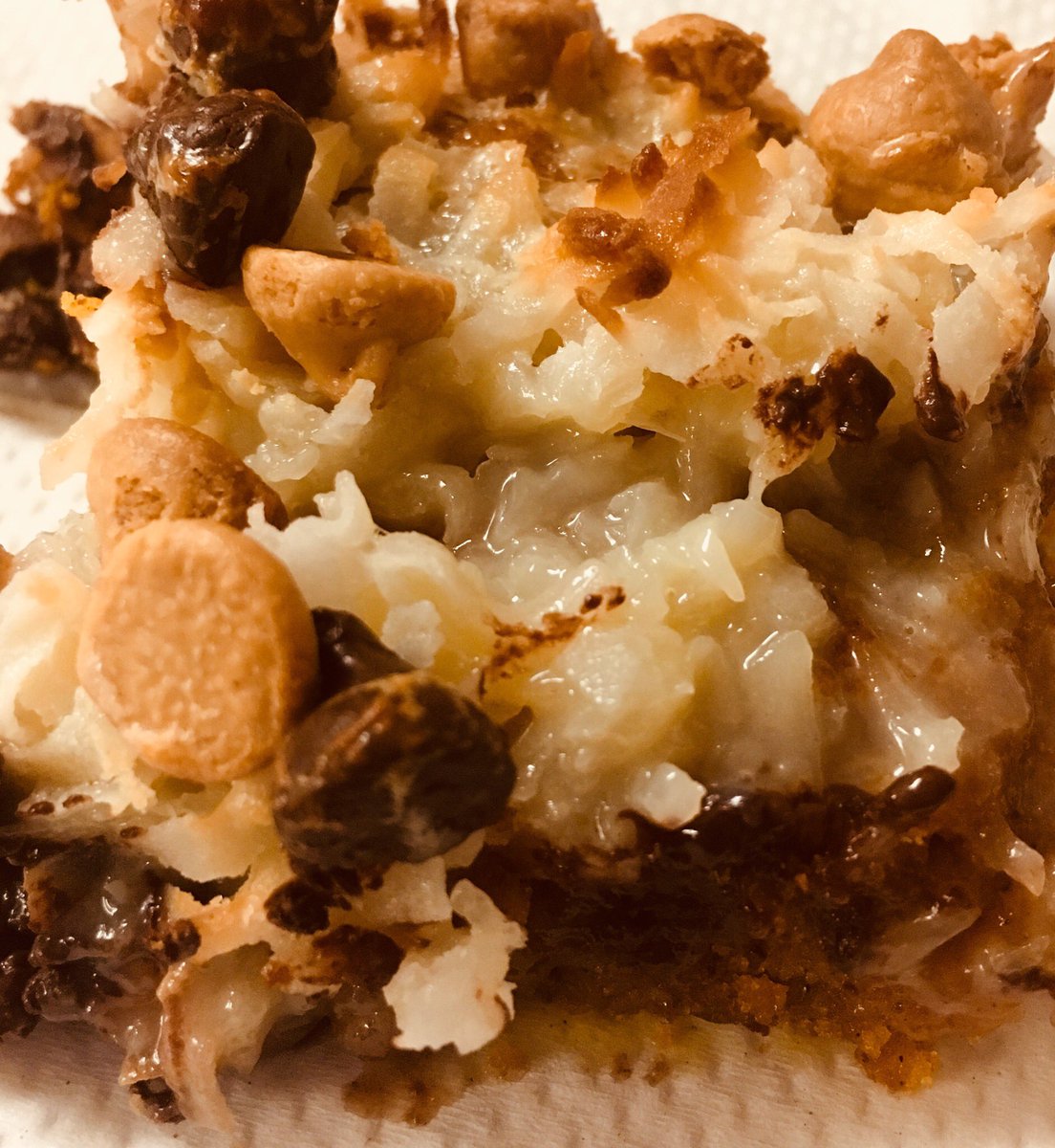 DtranRD's tweet photo. Celebrating #NationalPumpkinDay Chef Amy’s pumpkin magic bar! So So GOOD @EHomesofMi @rddana @SimplyWell11 @bethebenchmark https://t.co/MlTwmNifPU