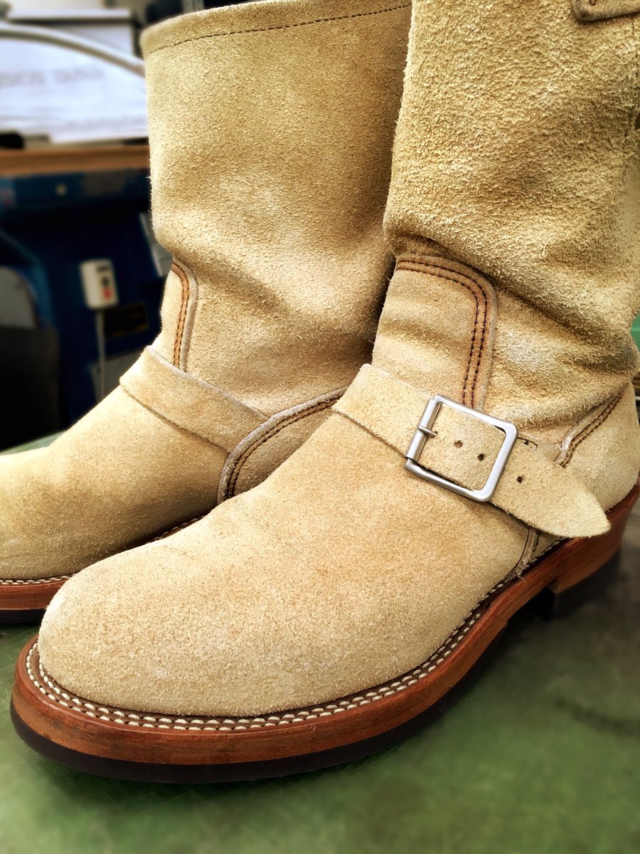 Makoto_Works's tweet photo. ギックリ腰から10日ほど経ち、やっと痛みもなくなってきました。
なので10日ぶりにブーツ履きました。やはりエンジニアが楽でいいです。
#RW8268
#レッドウィング
#pt91
#低ベルト
#福禄寿
#Vibram705
#ダブルステッチ
#ギックリ腰 https://t.co/BNKNz9EEVQ