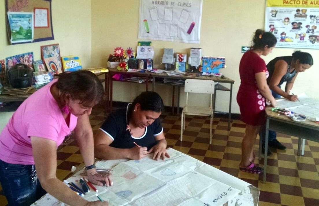 FNC_Valle's tweet photo. #Fecoop orienta a padres de familia de las zonas rurales para que en unión de la escuela acompañen los procesos de formación de sus hijos. 📝 https://t.co/kBo6PQwV7i