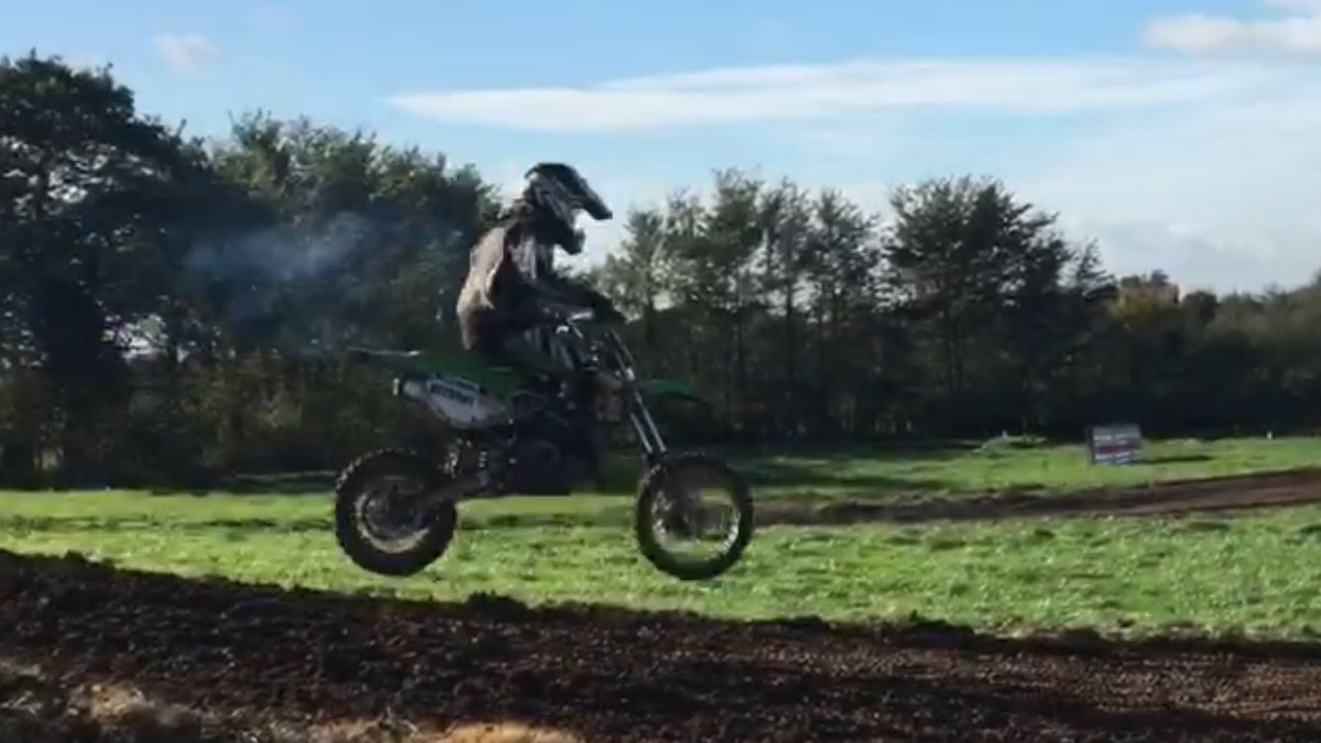 BethanyDiamond4's tweet photo. Excellent day yesterday at @LeeDunham28 track. @KawasakiMXCoach #LDR https://t.co/aUfOPGkh4C