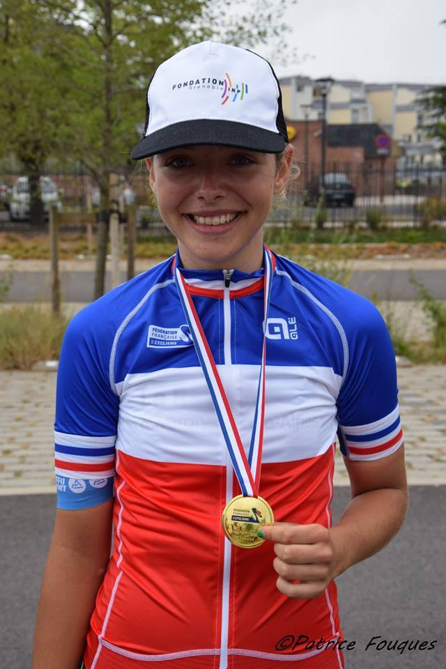 AuBonDossard's tweet photo. Plat} "La folle saison de Fanny Zambon", à découvrir sur notre nouveau site : https://t.co/rpcDddHGov
#twittcyclos #EFDV #Zambonette #velo https://t.co/ndzJqj68sC