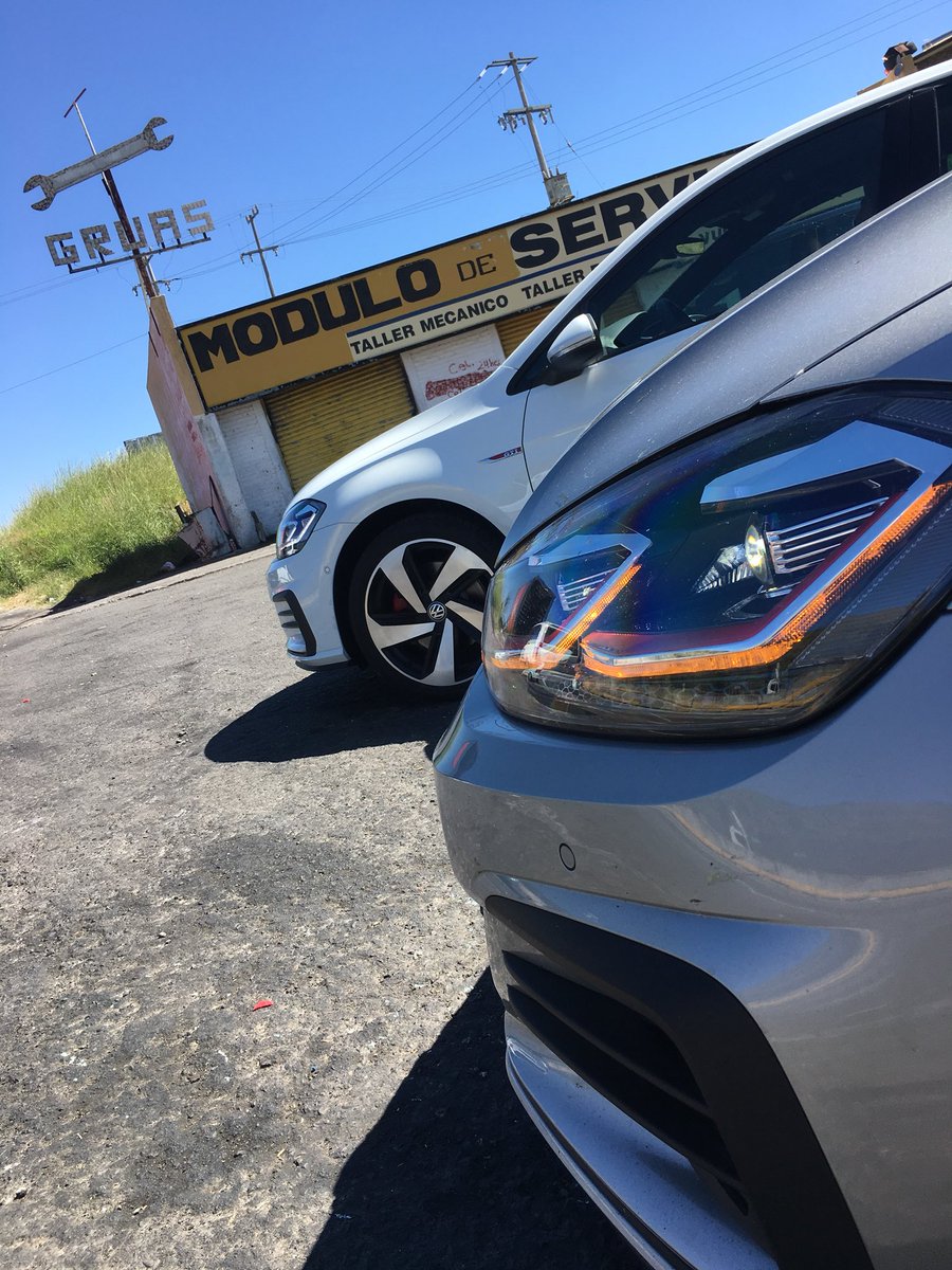 AutosDesign's tweet photo. Y hoy tocó probar el @Volkswagen_MX #Golf GTI 2018 | 230hp 2.0lt turbo DSG 6 vel. $484,900 #ADTest https://t.co/wXXayBbfly