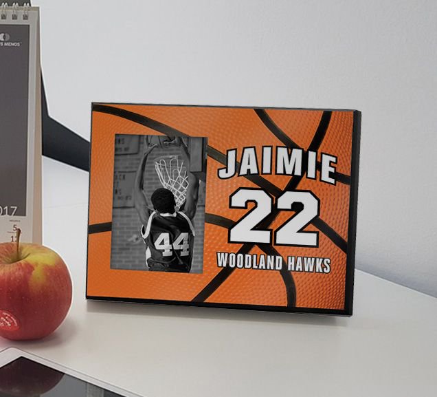 Commemorate your favorite sports memories! >> bit.ly/2yohxuN