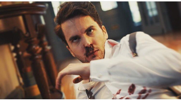 jackZbuska's tweet image. I just LOVE (applying) a good bloody nose! Check out #SplittingImage opening tonite @laemmle! @AustinArnol @1nickeverhart