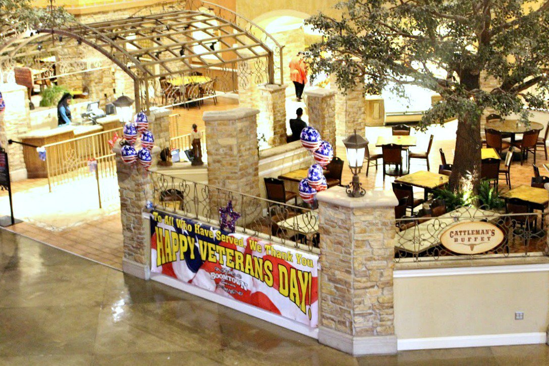 BoomtownBC's tweet photo. Friday, Nov. 10, all veterans, and active military will get a free lunch buffet at #CattlemansBuffet. #VeteransDay #RetweetToSpreadTheWord https://t.co/Z1GgMwcHPK