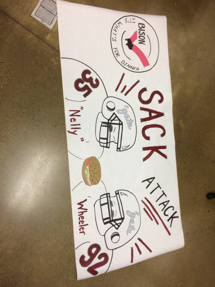shaeebarrett's tweet photo. @NickIoanilli6..your mom wanted me to tag you and wheeler but I don't have him on here, hope this gets you hyped! ✊🏽 GO GATE! 🏈❤️ https://t.co/KjqF0anWOv