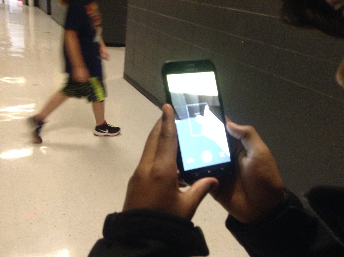 nowlinmedia's tweet photo. Multimedia Ss @NowlinMiddle making @GoogleStreetV  tour #growingpanthers #VR https://t.co/5mW5J16wj9