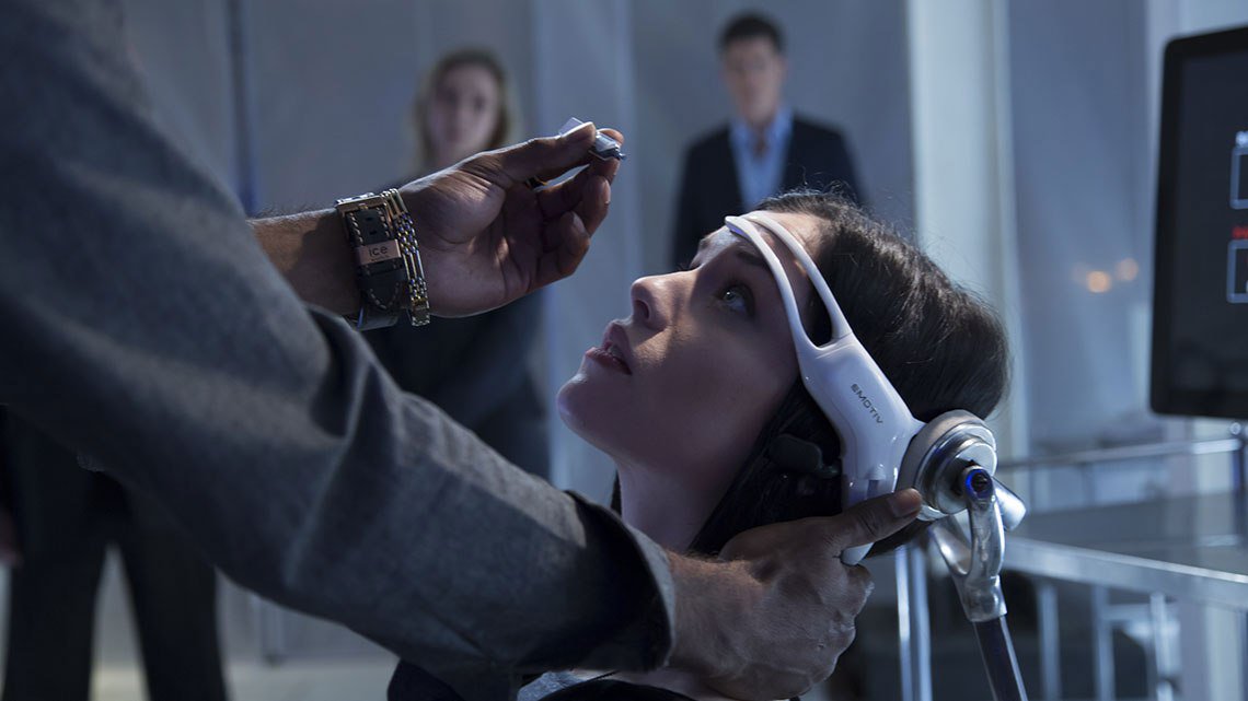 Roci_Belle's tweet photo. #GregoryWiden #Eskridge et al #OtherLife is super #scifi film.. directing wow from #BenCLucas https://t.co/mD7zEdoads