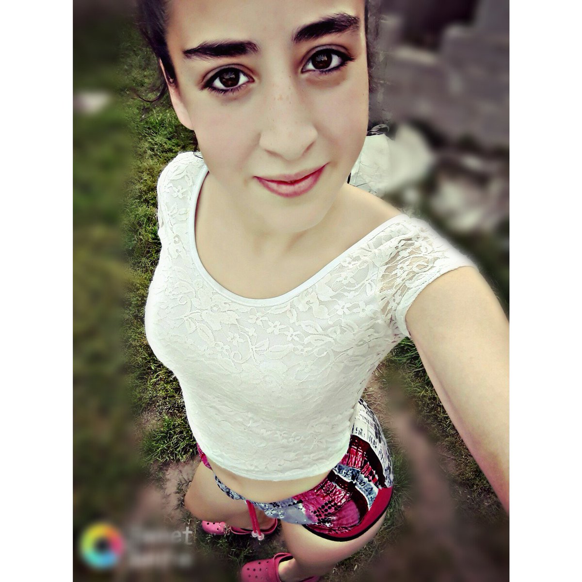 CarinciMaii's tweet photo. Hoy Tengo Casa Sola Y Sale Alta Joda🎵🎶
-
#DeRecien💜
Lindaa Tarde🌞😚 https://t.co/DsPerFBTBD