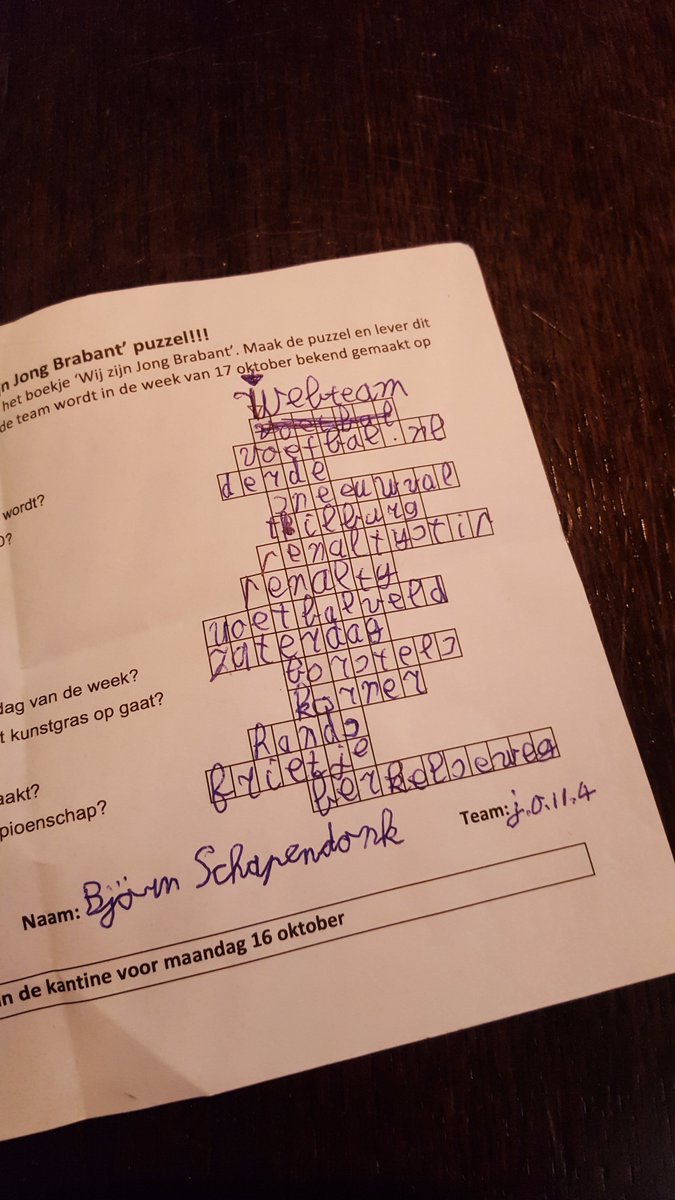 Björn heeft z'n best gedaan - en daarmee heeft hij worstenbroodjes gewonnen, voor zijn hele team! Gefeliciteerd! #eetsmakelijk #onsboekje