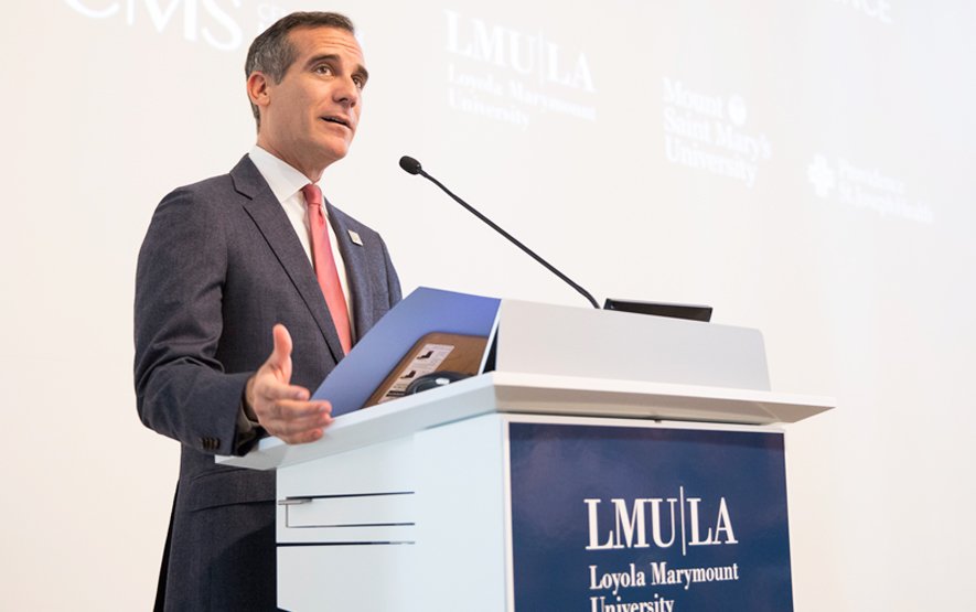 LMUSnyder's tweet photo. #TBT to the Catholic Immigrant Integration Initiative Conf. (#2017CIII) which welcomed @MayorOfLA to the bluff! https://t.co/0Du6KztOHw https://t.co/iORgPsUuwX