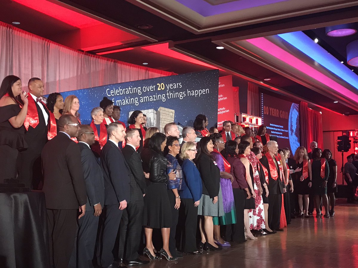 Vepuka_NYP's tweet image. Celebrating@ NYP 20yr gala @nyphospital @HopeCopperstone @BernadetteKhan @MappNy @WillieMManzano MSCH/Sloane rocking it!