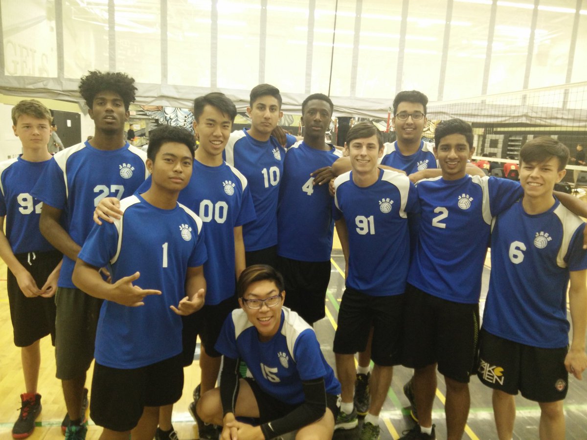 S/O to the Sr boys vball team going all the way to the semis at the Joan of Arc tourney #gojags @FraserJags