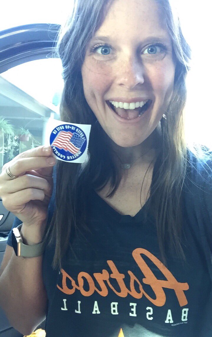 katyelem_bryan's tweet photo. Make a DIFFERENCE and go VOTE.... also go ASTROS! #katyisdvotes @KatyISDSupt https://t.co/2xaQznNFfN