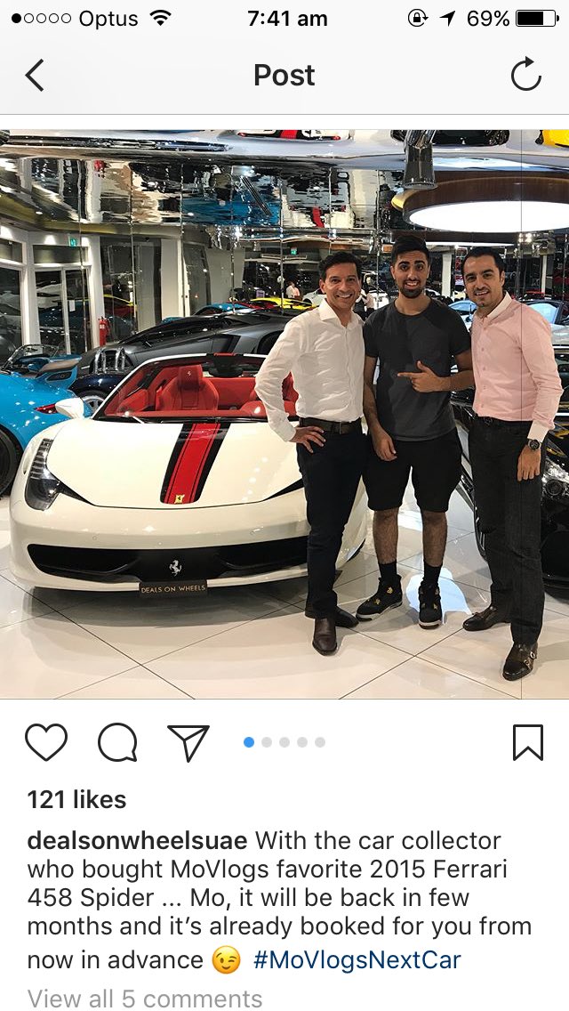 ibti_313's tweet photo. @mo_vlogs_ seems like you won't be buying a new car now 😂✌🏼 https://t.co/hDdx1c6J6a