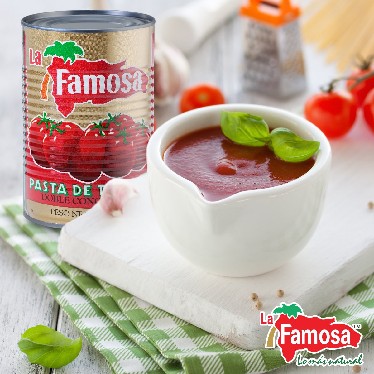 LaFamosaRD's tweet photo. ¡Crea una delicia en tus platos! Nuestra #PastaDeTomateLaFamosa es el ingrediente perfecto para añadir sabor y color a tus comidas. https://t.co/pcVSApJFZM