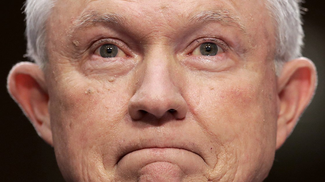 Trump ordered gag order lifted on FBI informant, not lazy Sessions