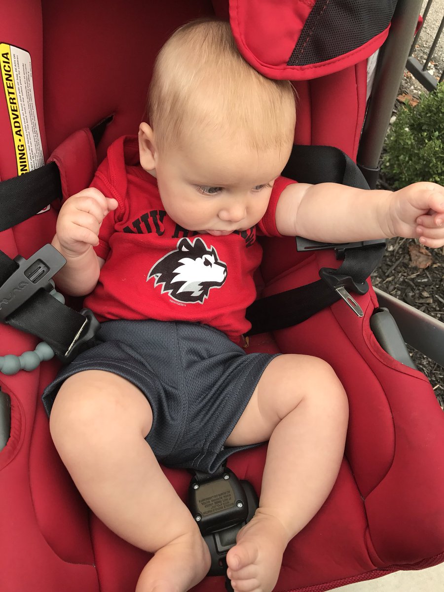flipqb2's tweet photo. My lil guy is ready for tonight @NIU_Football.  Starting qb 2035 in training.  #TheHardWay #ColtJohnHorvath https://t.co/9Jo9g9V0l3