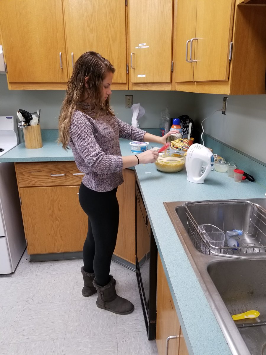 angrydananger's tweet image. Demonstration speeches for Comp 1010. These kids will leave Genesee Valley with 6 English credits. #GoGVCS