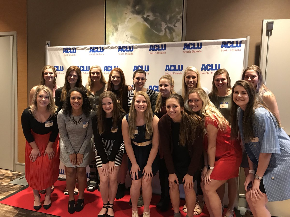 mzjenjacobs's tweet photo. Team volunteering event @ACLUSouthDakota #CheersToLiberty #ACLU @AugieVolleyball https://t.co/cqt8mElW4l