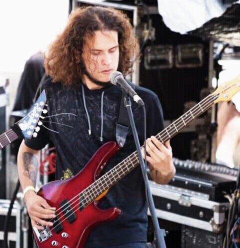 #Kurarex en el .<a href="/NuevasBandas/">Festival Nuevas Bandas</a> 2017 .<a href="/Gerdys_kx/">Gerdys KurareX</a> bajista en escena #VenenoHechoMetal