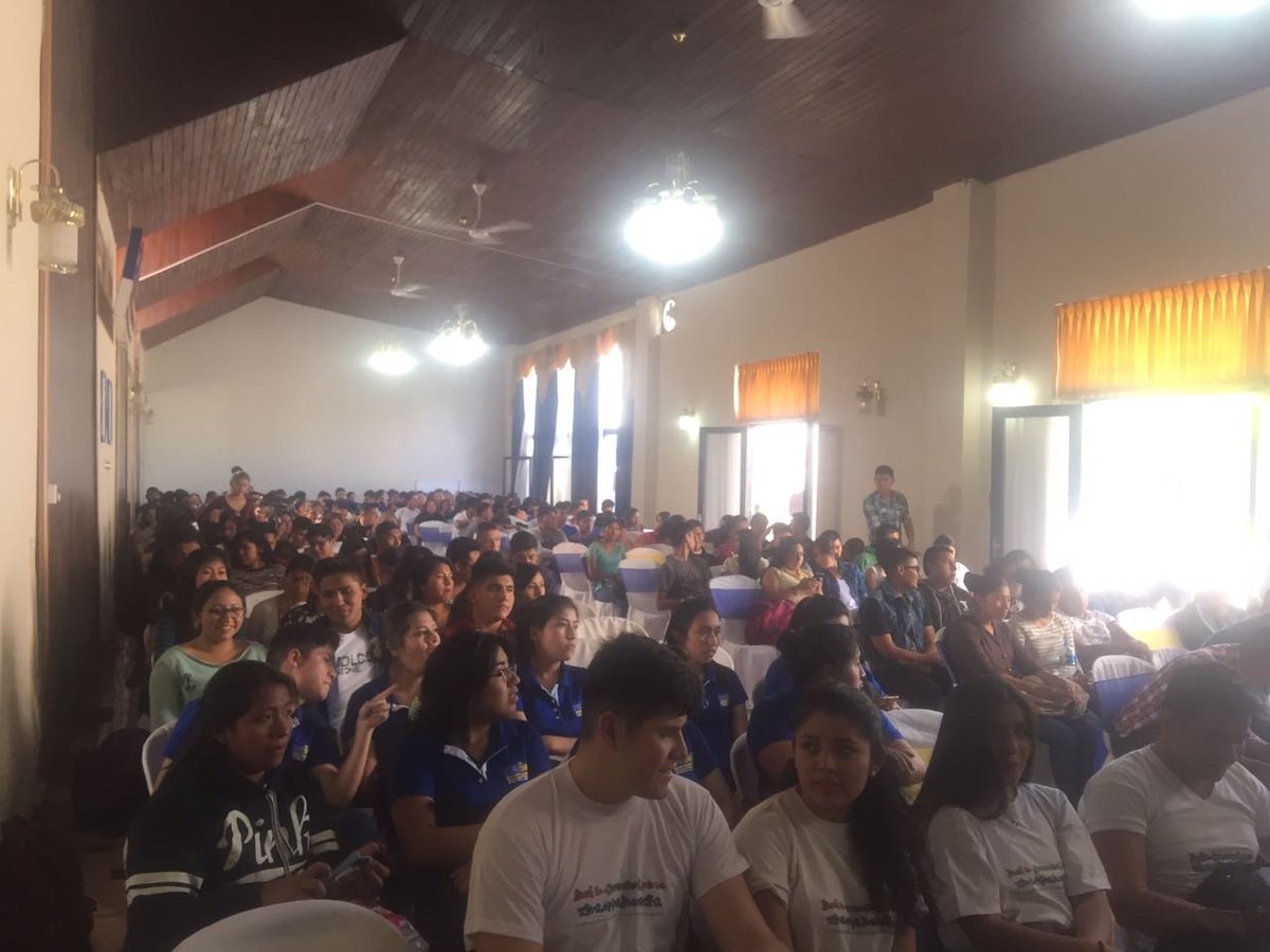 JusticiaBol's tweet photo. #Cbba: Temática “Red de Jóvenes por la Transparencia y Lucha contra la Corrupción" en la #EMI” con la participación del viceministro Jimenez https://t.co/7jFCcNkRFk
