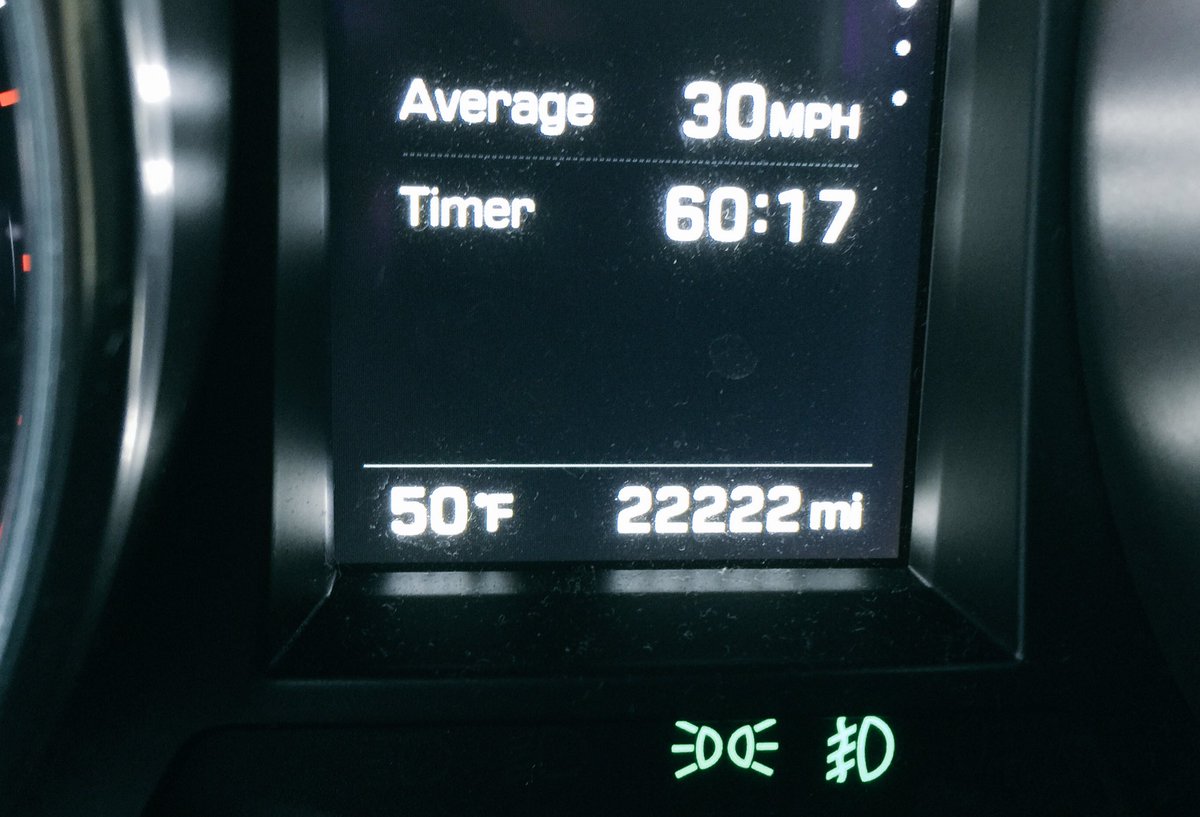 pattywolfe's tweet image. Moments like this call for pulling over to take a picture. I'm sure no one on the road minds.🙄 #NJdrivers