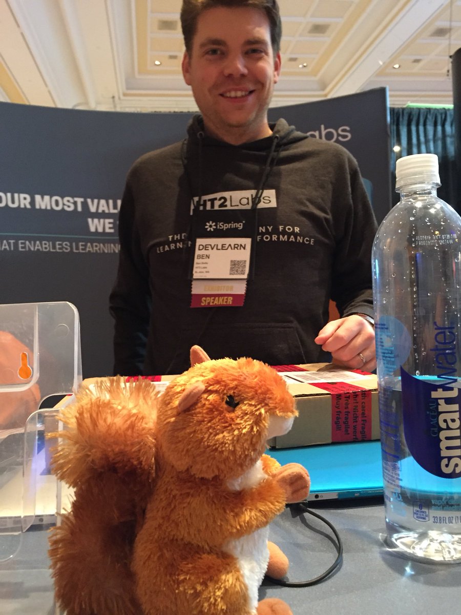 bkkevy's tweet photo. #DevLearn look at Nutmeg! https://t.co/2h1WcAalO7