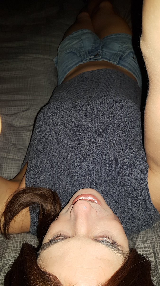 Islasukyoff's tweet photo. Chillin by myself 😇 #tranny #tgirl #cd #fuckmenow #cum4me #horny https://t.co/zMXO1fhzF6
