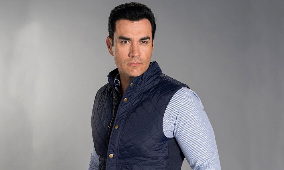 David Zepeda, confirmado para meterse en la piel del Galán de #ElDespacho en Televisa. <a href="/DavidZepeda1/">David Zepeda</a>