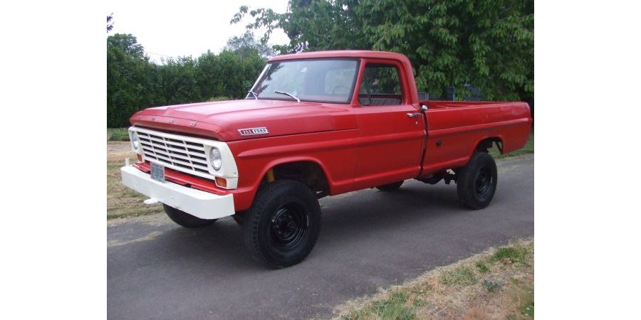 Hennessy_Ford's tweet photo. This 1967 #Ford #F250 pickup is the absolute definition of PERFECTION! Make some noise if y'all agree! #ThrowbackThursday #TBT #TruckYeah https://t.co/X7eOECviqK