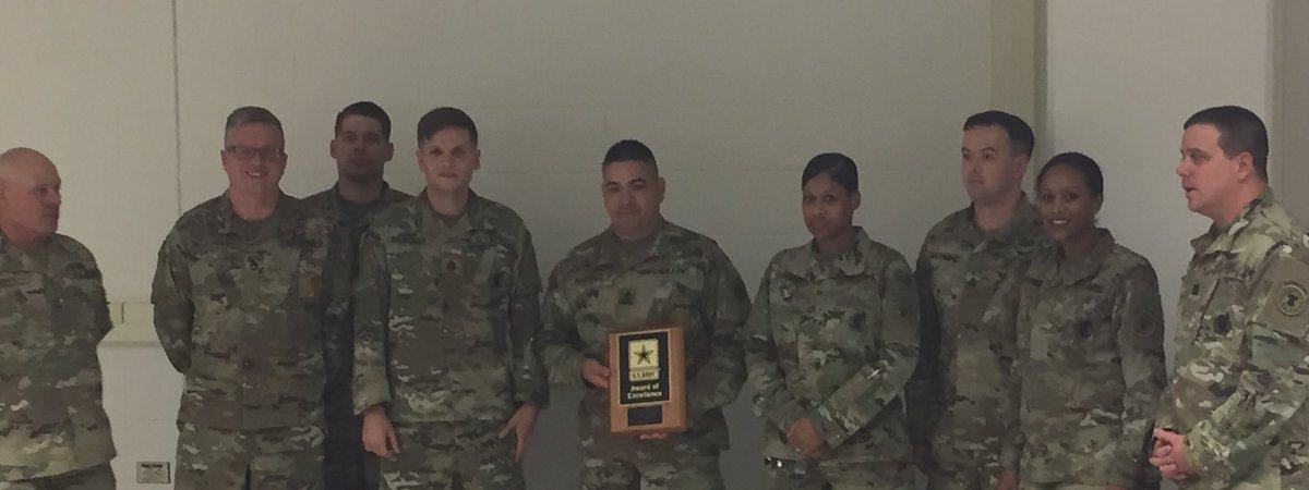 #andstillundisputed #BackToBack Presenting your <a href="/SAMedicalRctgCo/">San Antonio Med Rctg</a> top recruiting center. #leadtheway #threepeat #AMEDD #USArmy #USAREC