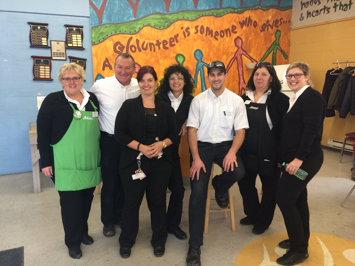 FischerHallmanSobeys852 sorting <a href="/FoodBankWatReg/">The Food Bank of Waterloo Region</a> #givingback #CommunityEngagement <a href="/sobeys/">Sobeys</a>