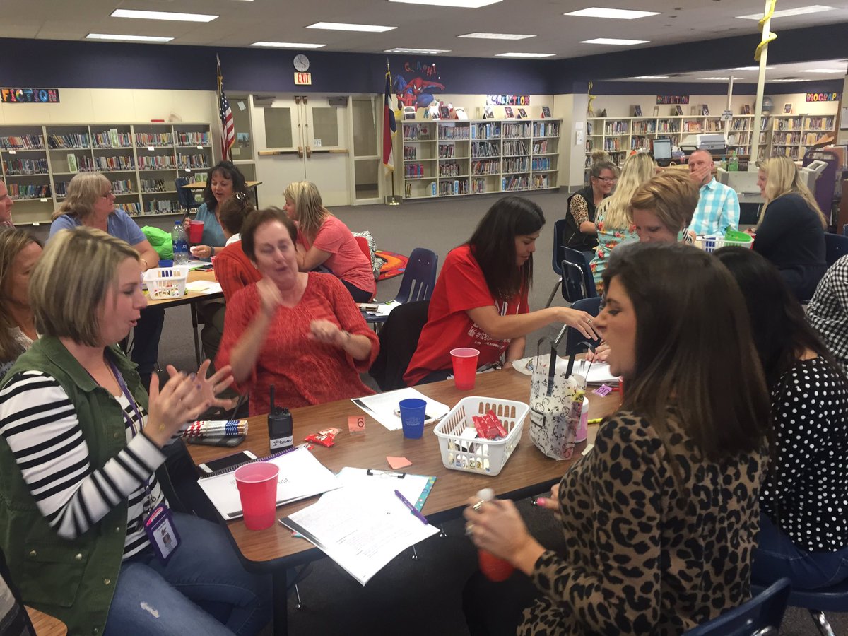 joilunsford's tweet photo. Using the lead4ward app to "Think It Up" for critical thinking @ PD! #positivepings #thinkitup #CISDCompetitiveEdge @lead4ward https://t.co/gzMKM4Fzj6
