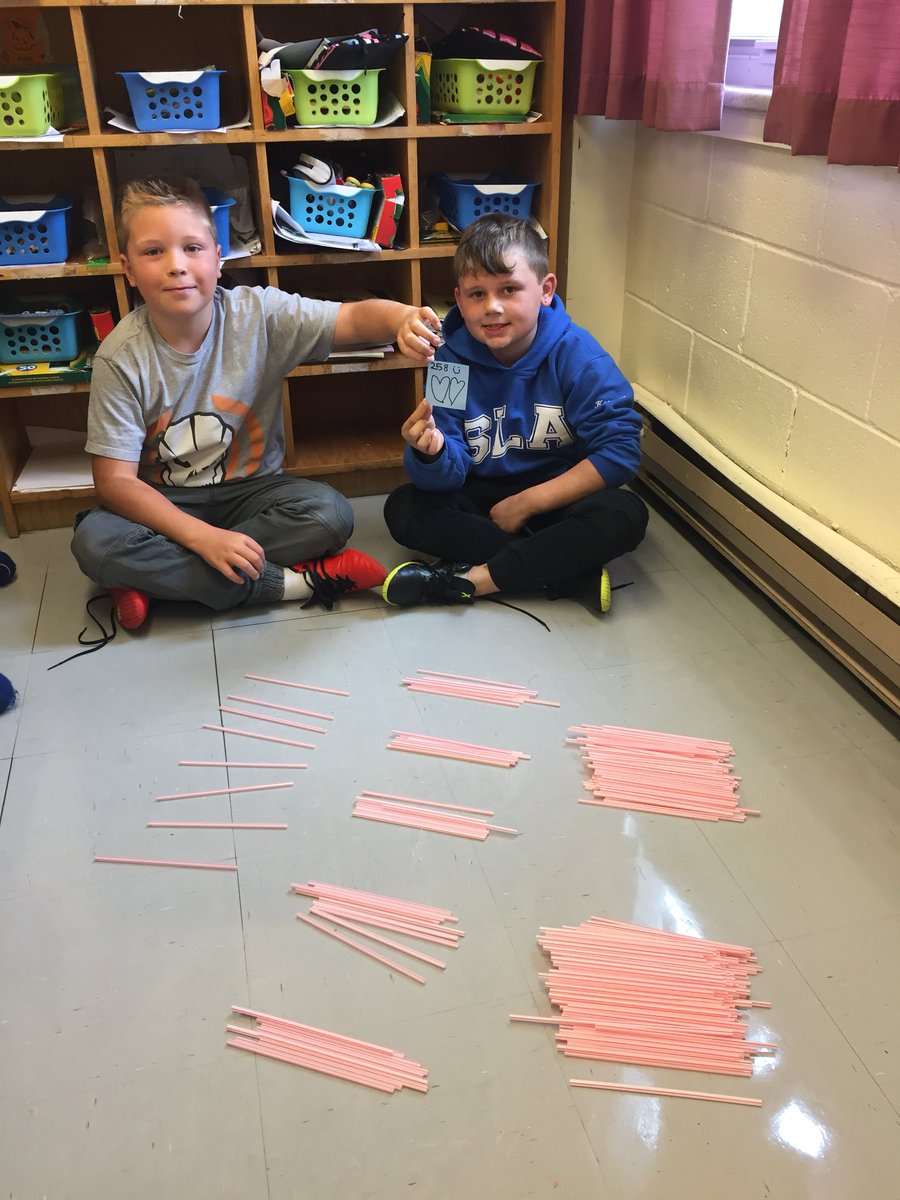 rennie_sandra's tweet photo. Representing our numbers. #grade3 #numbersto1000 #ourfinalproduct @slablues @NLESDCA https://t.co/gnvCWOmbDs