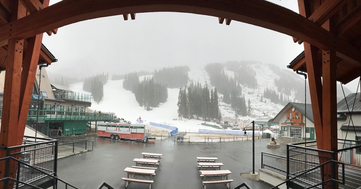 Arapahoe_Basin's tweet image. It Is Snowing dlvr.it/Pxmwbb