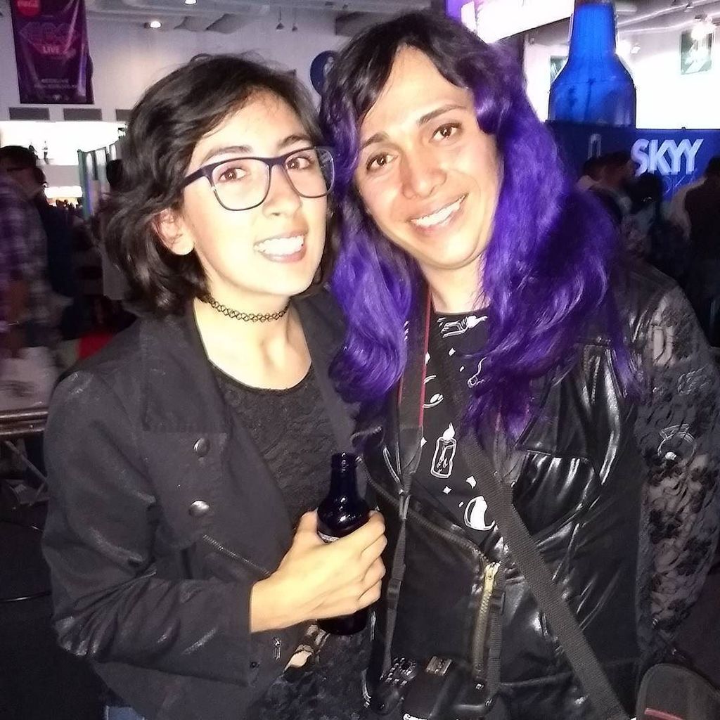 PaulineRyuusei's tweet photo. #tbt con @ake_rubio en #EGSLIVE hace casi un mes! 😍😊😜🎮 https://t.co/v2I8Sjkcbn https://t.co/hRGTDdVTu0