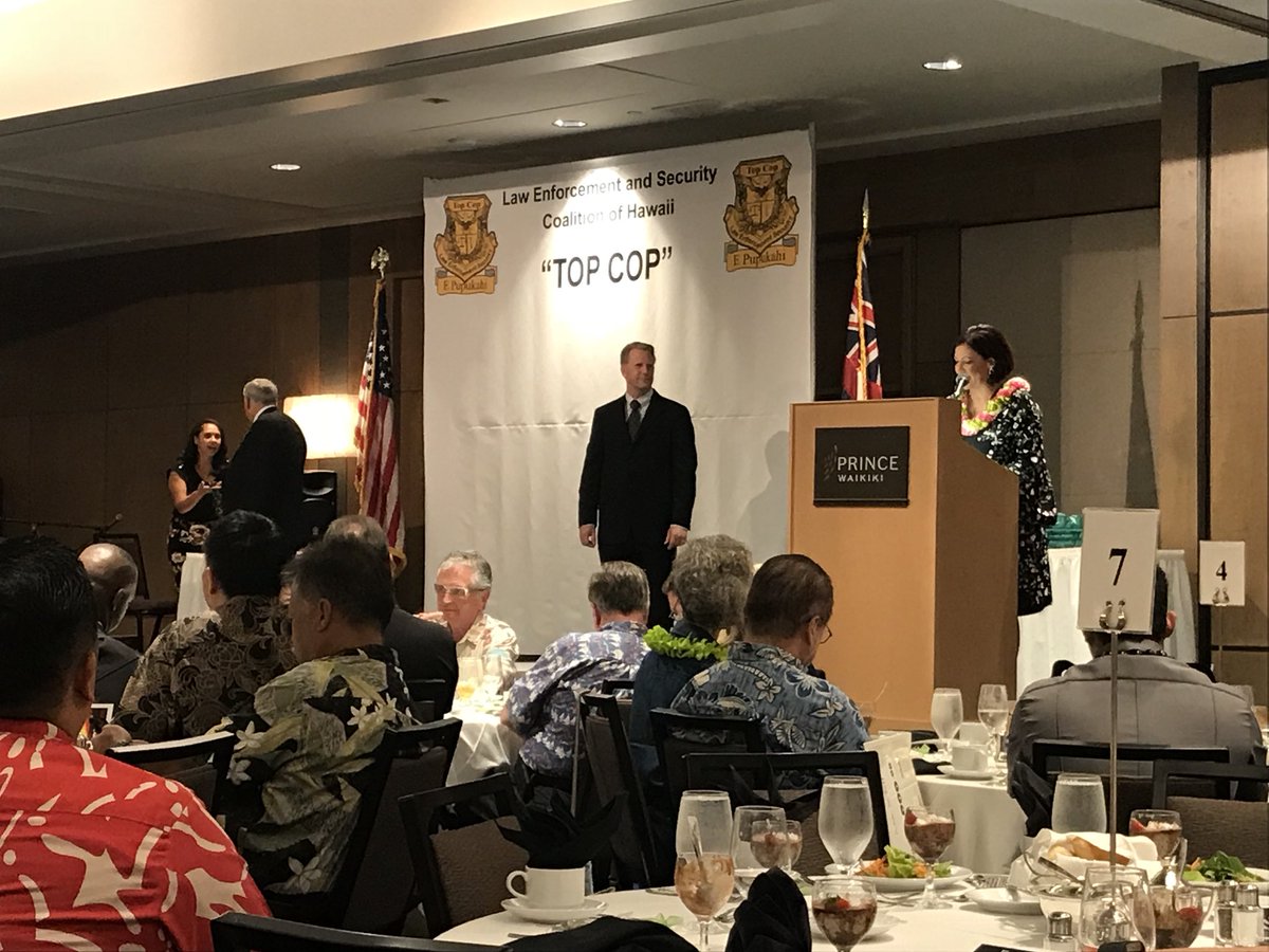 CLanningHawaii's tweet photo. It’s wonderful to spend the afternoon honoring those amazing law enforcement and security professionals @TopCop #ASIS https://t.co/o4dPWjk3OU