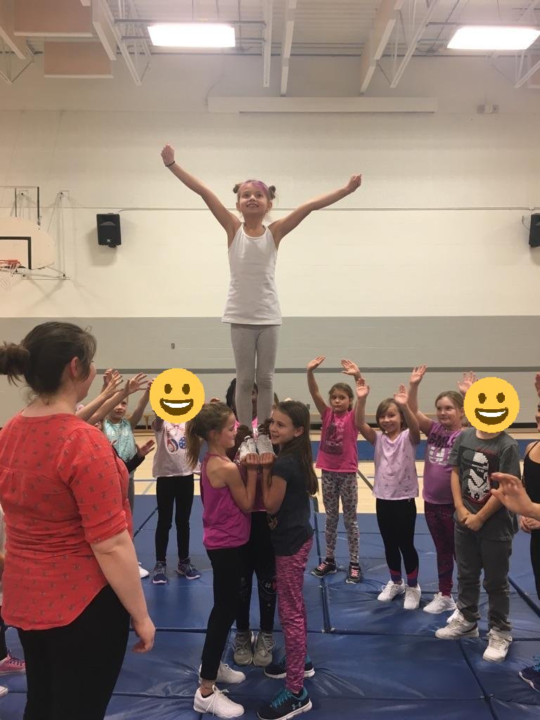 Great practice for the #ndcheerteam! Second day of stunting and they are already rockstars! <a href="/ENDHuskies/">École Notre Dame</a>  #elemcheer #albertacheer #stunting