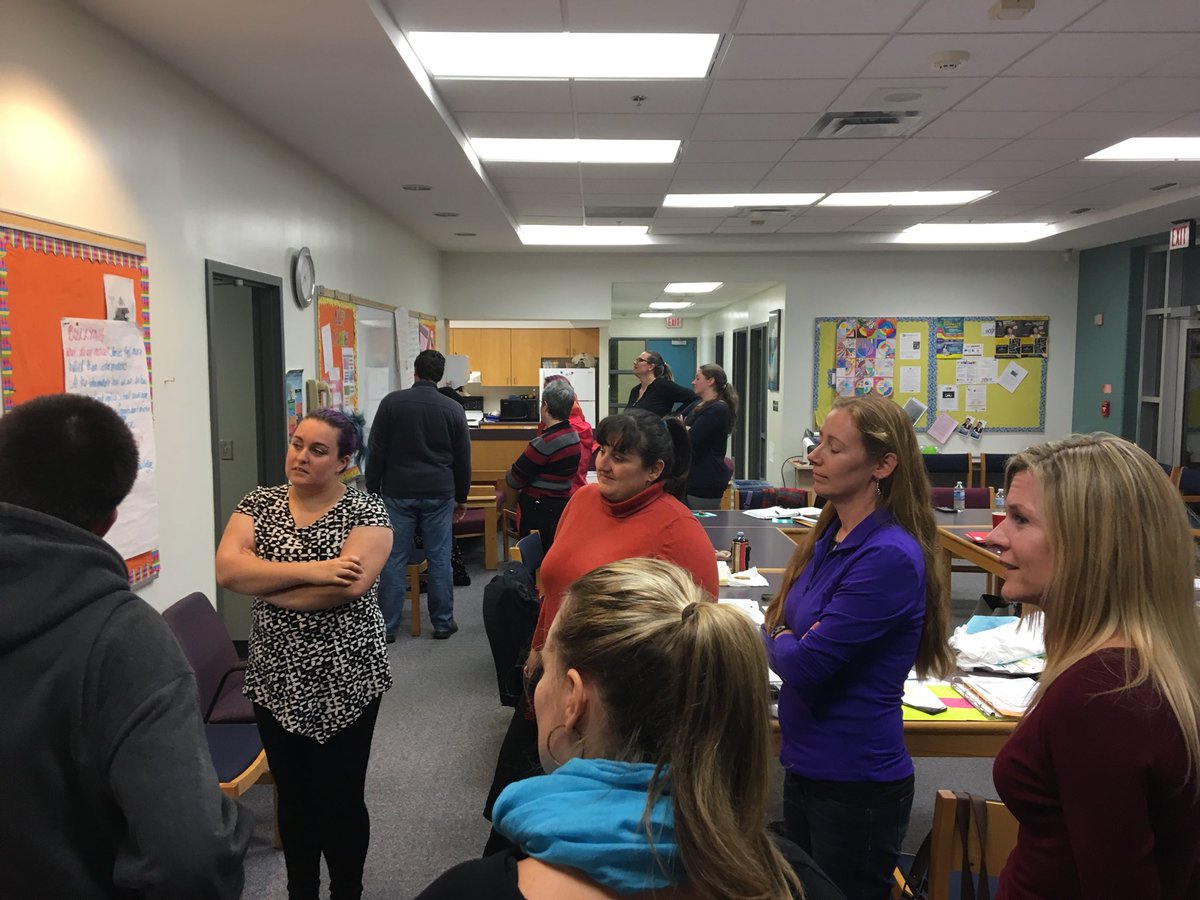 JeffGriesbach's tweet photo. Getting active at School Council! @BondarBlazers parents and students explore the @OCDSB #ExitOutcomes https://t.co/Gdzt3ERZbt