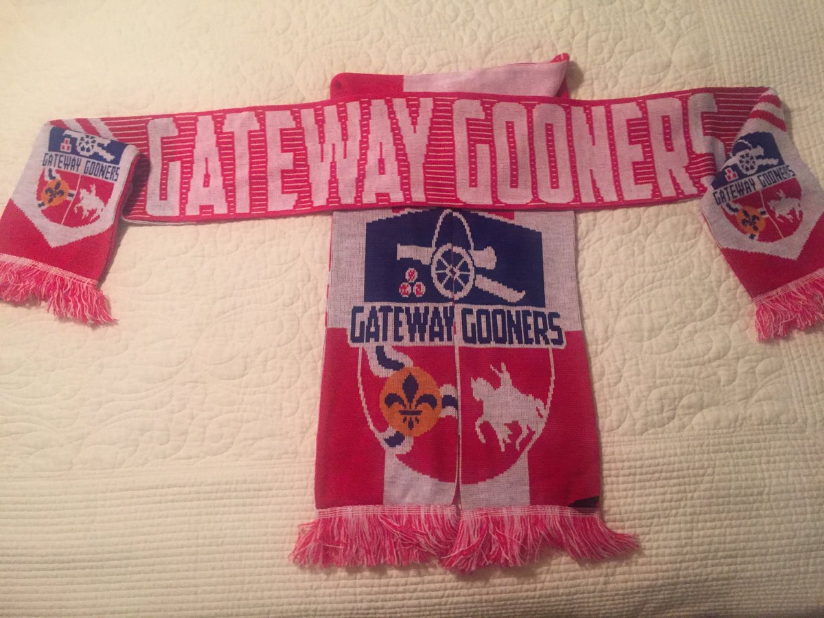 GatewayGooners's tweet photo. Saturday is the home debut of the new scarves - come get em! ($15/each).  Its ARSENAL vs Swansea 9am at @BarristersSTL https://t.co/uo6FMtj0fX