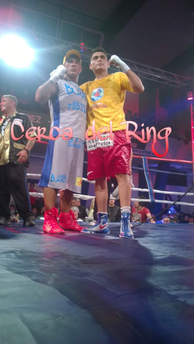 cercadelring's tweet photo. En los últimos minutos del programa de #CDRLaPrevia hablamos sobre la @BoxeoLigaMetro en el #AlmagroBoxingClub, el combate de #AnahíSanchez, la presentación de #TNTMaidana en Colombia #CDREnApuntes #CercaDelRing
Todo en este link!
👇👇👇👇👇👇👇👇👇👇👇👇
https://t.co/rjS7BIymWS https://t.co/TnCrzqqSKY