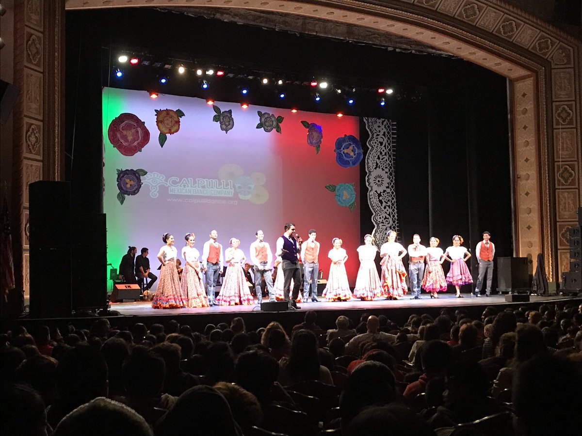 MrsMassell's tweet photo. It was great learning something new with my students today @CountBasieThtr @RBMSRockets @MrsGuzmank #RBBisBIA #DiaDeLosMuertos #capulli https://t.co/498VOim0bx