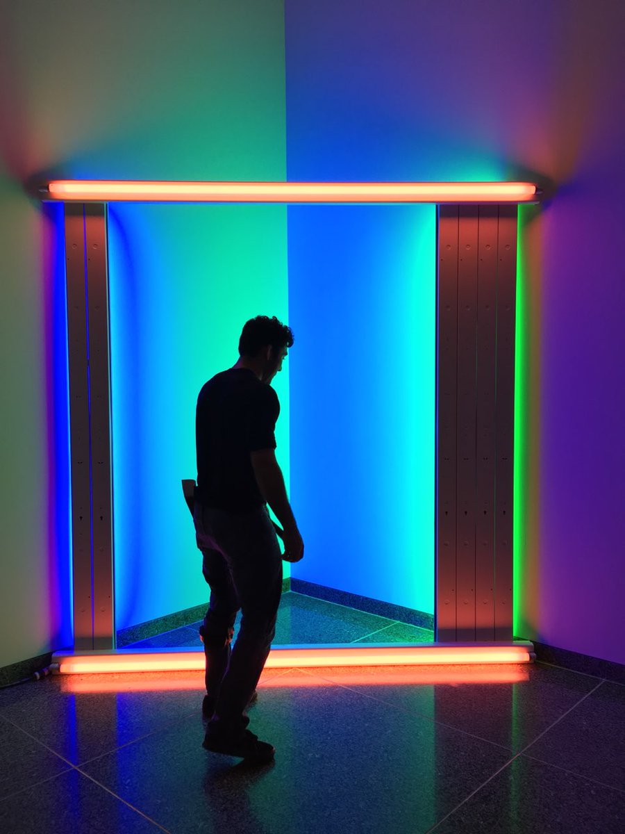TheeGrizzLee's tweet photo. Taste the rainbow🎨 #ArtIsLit https://t.co/JeVGGinhGz